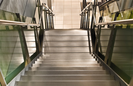 Conception escalier sur mesure en métal près de Valenciennes