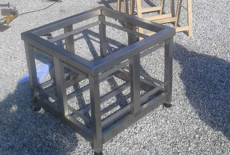 Fabrication de mobilier de jardin en métal sur mesure